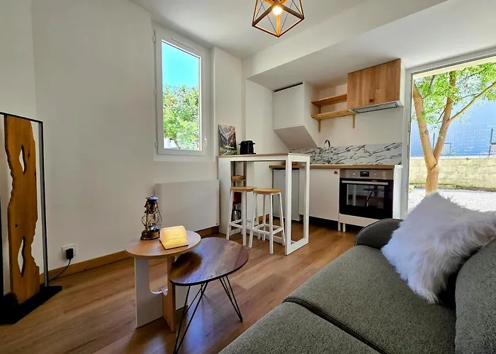 L'antre Du Pin Casa de Férias Lourdes